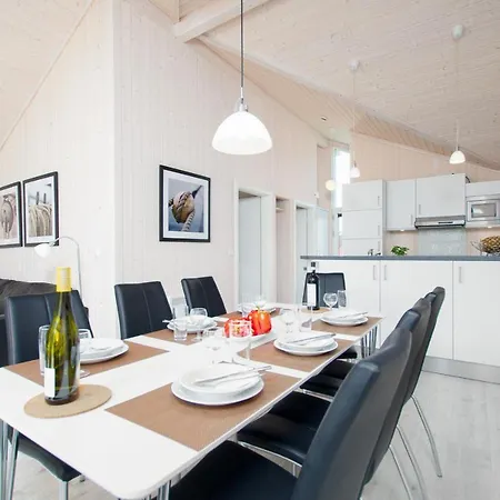 2 Sea C 68 بيت للعطل *